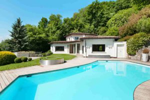 Top Reasons to Choose Vacation Rentals Over Hotels in Fort Lauderdale